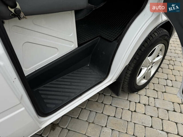 Белый Мерседес Sprinter, объемом двигателя 2.2 л и пробегом 380 тыс. км за 8700 $, фото 24 на Automoto.ua