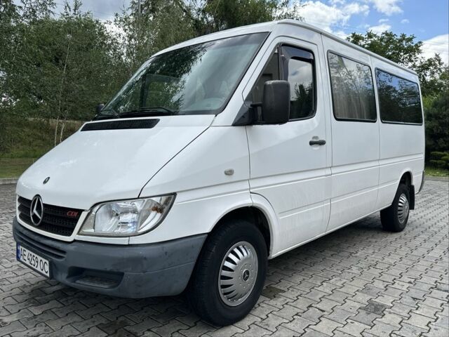 Білий Мерседес Sprinter, об'ємом двигуна 2.2 л та пробігом 500 тис. км за 5900 $, фото 2 на Automoto.ua