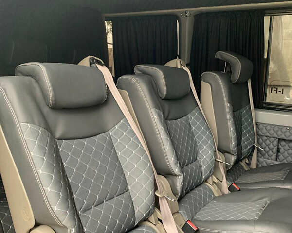 Белый Мерседес Sprinter, объемом двигателя 2.7 л и пробегом 390 тыс. км за 9200 $, фото 1 на Automoto.ua