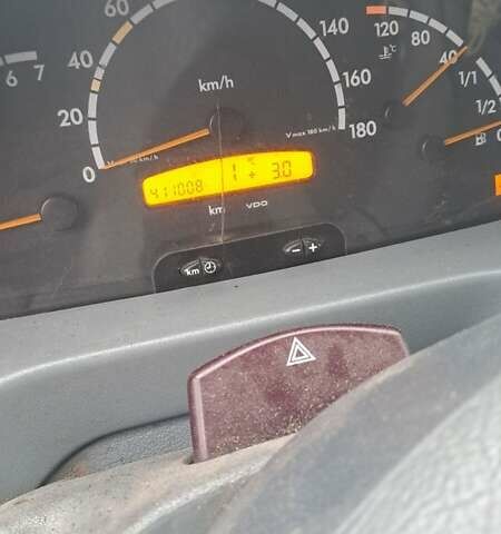 Белый Мерседес Sprinter, объемом двигателя 2.2 л и пробегом 411 тыс. км за 10000 $, фото 12 на Automoto.ua