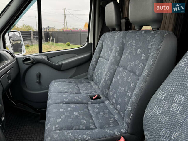 Белый Мерседес Sprinter, объемом двигателя 2.2 л и пробегом 380 тыс. км за 8700 $, фото 20 на Automoto.ua