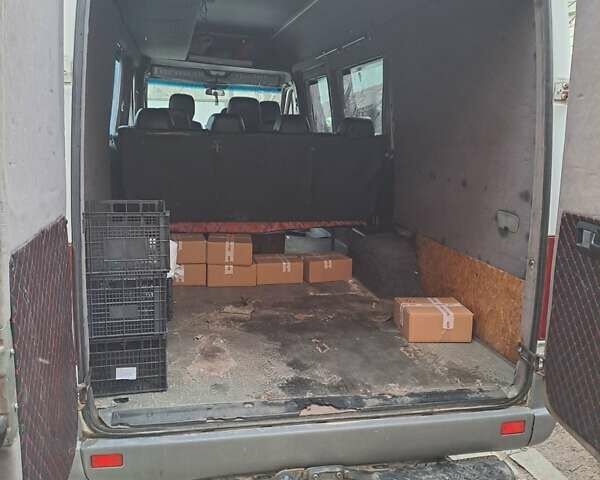 Білий Мерседес Sprinter, об'ємом двигуна 2.15 л та пробігом 288 тис. км за 1500 $, фото 6 на Automoto.ua