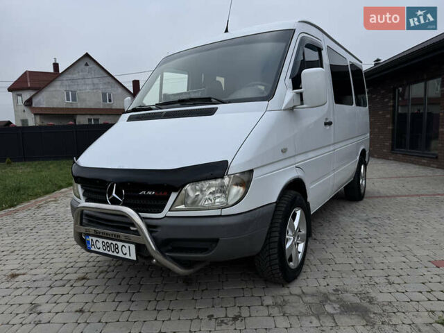 Белый Мерседес Sprinter, объемом двигателя 2.2 л и пробегом 380 тыс. км за 8700 $, фото 9 на Automoto.ua