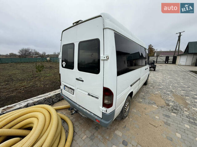 Белый Мерседес Sprinter, объемом двигателя 2.15 л и пробегом 574 тыс. км за 8700 $, фото 16 на Automoto.ua