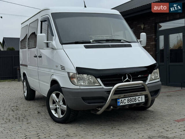 Белый Мерседес Sprinter, объемом двигателя 2.2 л и пробегом 380 тыс. км за 8700 $, фото 31 на Automoto.ua