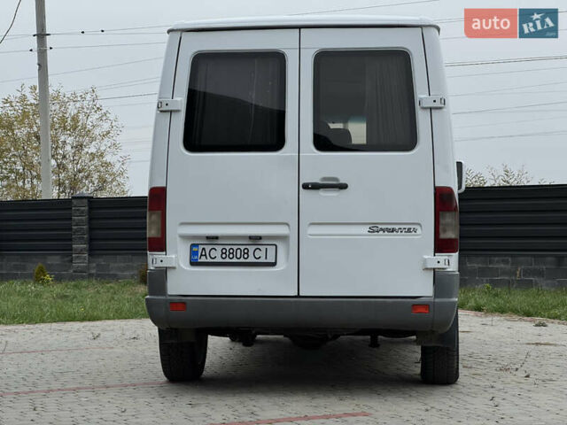 Белый Мерседес Sprinter, объемом двигателя 2.2 л и пробегом 380 тыс. км за 8700 $, фото 6 на Automoto.ua