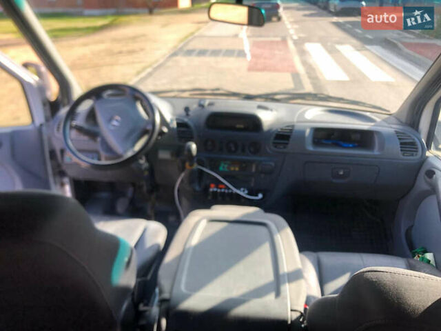 Белый Мерседес Sprinter, объемом двигателя 2.69 л и пробегом 800 тыс. км за 13500 $, фото 6 на Automoto.ua
