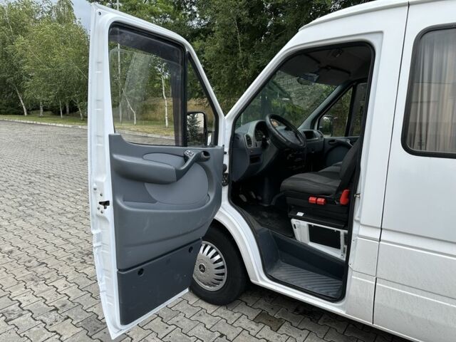 Білий Мерседес Sprinter, об'ємом двигуна 2.2 л та пробігом 500 тис. км за 5900 $, фото 22 на Automoto.ua