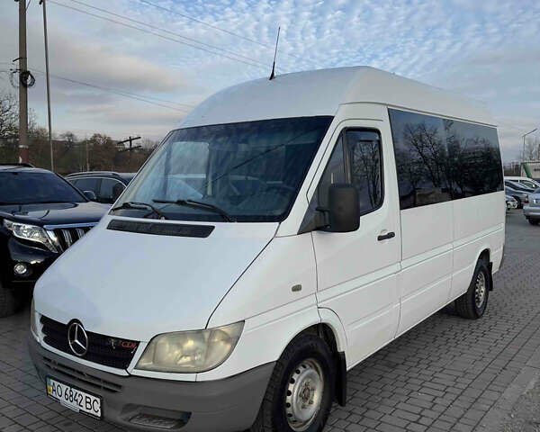 Білий Мерседес Sprinter, об'ємом двигуна 2.15 л та пробігом 330 тис. км за 6200 $, фото 2 на Automoto.ua