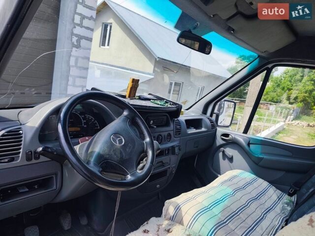 Белый Мерседес Sprinter, объемом двигателя 2.15 л и пробегом 310 тыс. км за 9500 $, фото 10 на Automoto.ua