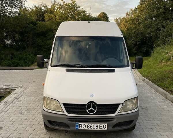 Білий Мерседес Sprinter, об'ємом двигуна 2.15 л та пробігом 333 тис. км за 7899 $, фото 1 на Automoto.ua