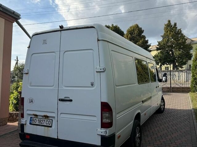 Белый Мерседес Sprinter, объемом двигателя 2.7 л и пробегом 690 тыс. км за 9500 $, фото 4 на Automoto.ua