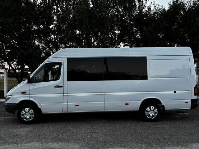 Белый Мерседес Sprinter, объемом двигателя 2.15 л и пробегом 864 тыс. км за 8500 $, фото 4 на Automoto.ua