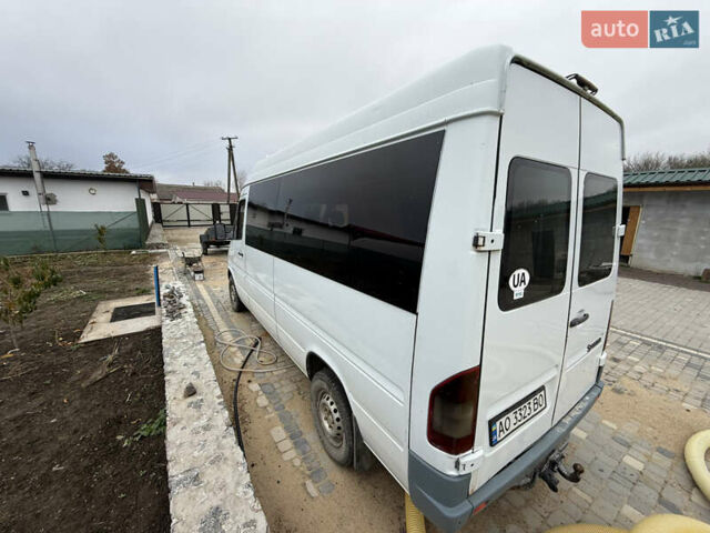 Белый Мерседес Sprinter, объемом двигателя 2.15 л и пробегом 574 тыс. км за 8700 $, фото 20 на Automoto.ua