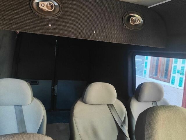 Белый Мерседес Sprinter, объемом двигателя 2.15 л и пробегом 787 тыс. км за 8500 $, фото 7 на Automoto.ua