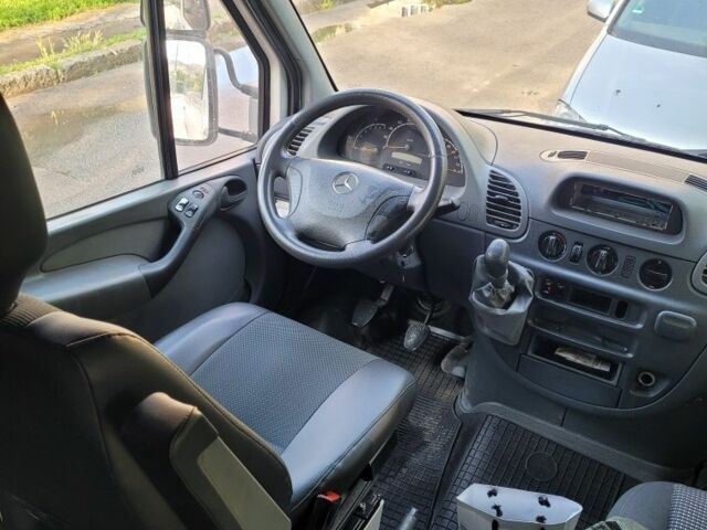 Білий Мерседес Sprinter, об'ємом двигуна 2.7 л та пробігом 570 тис. км за 9493 $, фото 7 на Automoto.ua