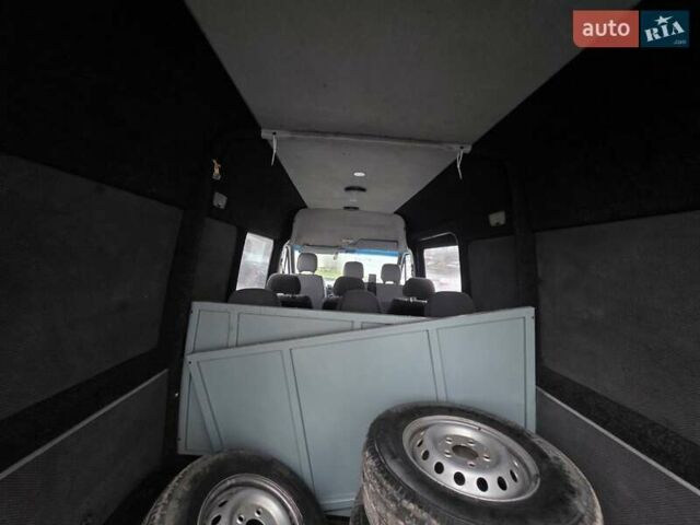 Білий Мерседес Sprinter, об'ємом двигуна 2.2 л та пробігом 380 тис. км за 7950 $, фото 62 на Automoto.ua