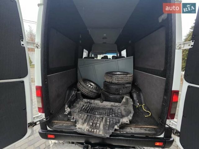 Білий Мерседес Sprinter, об'ємом двигуна 2.2 л та пробігом 380 тис. км за 7950 $, фото 58 на Automoto.ua