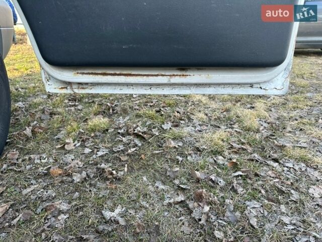 Білий Мерседес Sprinter, об'ємом двигуна 2.15 л та пробігом 309 тис. км за 8000 $, фото 38 на Automoto.ua