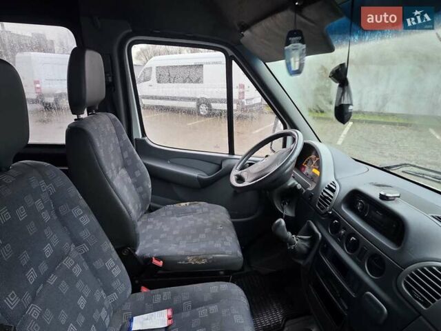 Білий Мерседес Sprinter, об'ємом двигуна 2.2 л та пробігом 380 тис. км за 7950 $, фото 43 на Automoto.ua