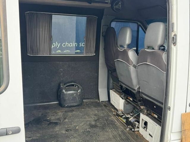 Белый Мерседес Sprinter, объемом двигателя 2.15 л и пробегом 540 тыс. км за 8000 $, фото 11 на Automoto.ua