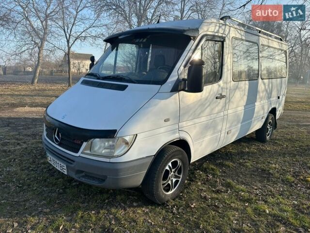 Білий Мерседес Sprinter, об'ємом двигуна 2.15 л та пробігом 309 тис. км за 8000 $, фото 2 на Automoto.ua