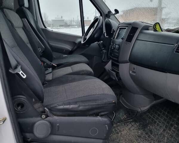 Білий Мерседес Sprinter, об'ємом двигуна 2.15 л та пробігом 750 тис. км за 8500 $, фото 5 на Automoto.ua