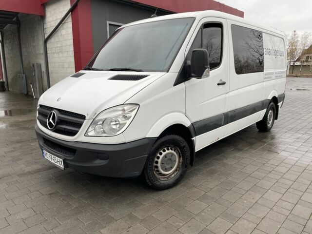 Білий Мерседес Sprinter, об'ємом двигуна 2.1 л та пробігом 380 тис. км за 8000 $, фото 2 на Automoto.ua