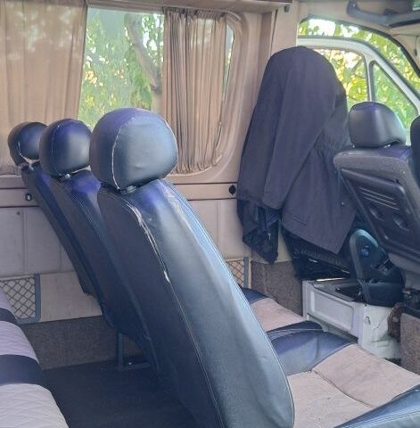 Білий Мерседес Sprinter, об'ємом двигуна 3 л та пробігом 810 тис. км за 11000 $, фото 8 на Automoto.ua