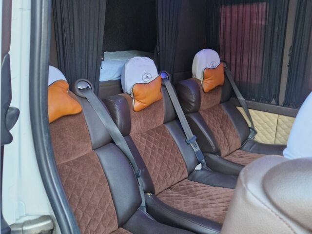Белый Мерседес Sprinter, объемом двигателя 2.7 л и пробегом 320 тыс. км за 17000 $, фото 5 на Automoto.ua
