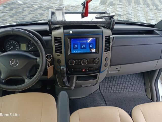 Білий Мерседес Sprinter, об'ємом двигуна 2.1 л та пробігом 500 тис. км за 11300 $, фото 6 на Automoto.ua