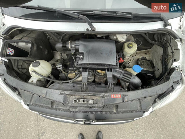 Белый Мерседес Sprinter, объемом двигателя 3 л и пробегом 420 тыс. км за 18600 $, фото 23 на Automoto.ua