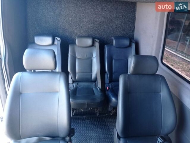 Белый Мерседес Sprinter, объемом двигателя 2.2 л и пробегом 463 тыс. км за 10700 $, фото 19 на Automoto.ua