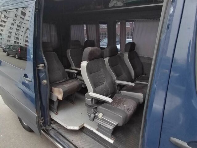 Белый Мерседес Sprinter, объемом двигателя 2.5 л и пробегом 750 тыс. км за 10000 $, фото 8 на Automoto.ua