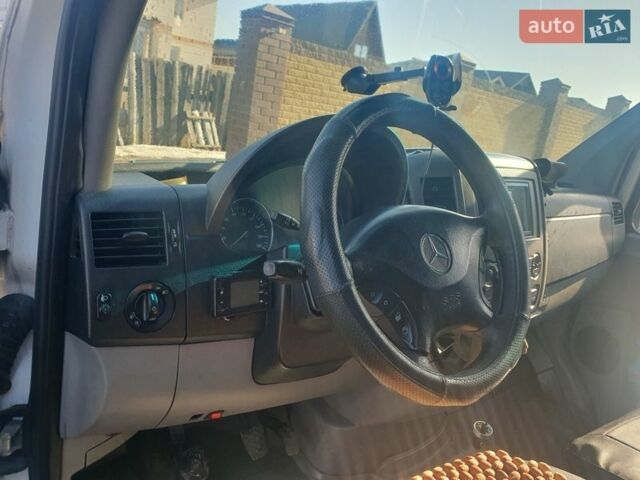 Білий Мерседес Sprinter, об'ємом двигуна 2.15 л та пробігом 599 тис. км за 12800 $, фото 7 на Automoto.ua