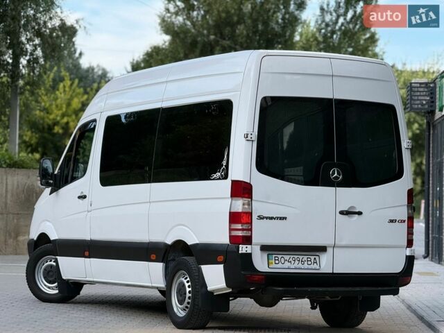 Белый Мерседес Sprinter, объемом двигателя 2.2 л и пробегом 650 тыс. км за 10333 $, фото 11 на Automoto.ua