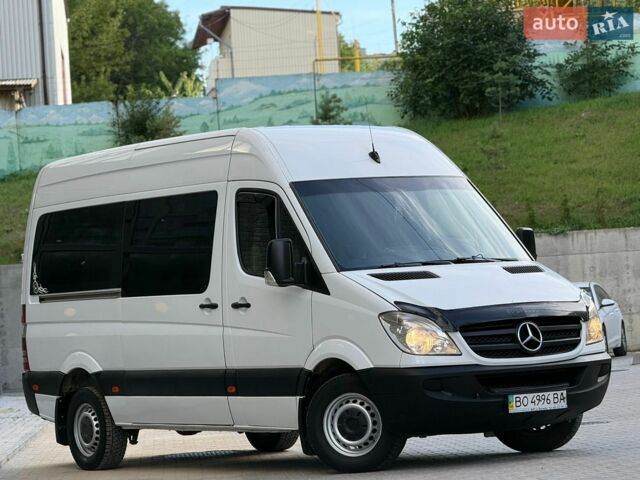 Белый Мерседес Sprinter, объемом двигателя 2.2 л и пробегом 650 тыс. км за 10333 $, фото 6 на Automoto.ua