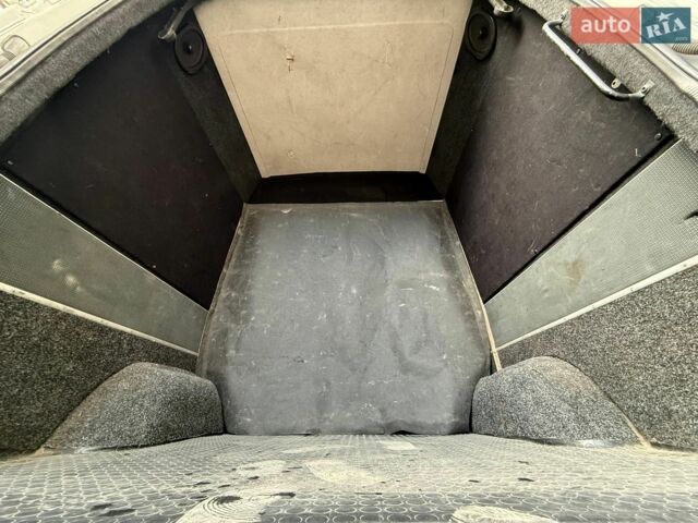 Белый Мерседес Sprinter, объемом двигателя 2.2 л и пробегом 650 тыс. км за 10333 $, фото 42 на Automoto.ua