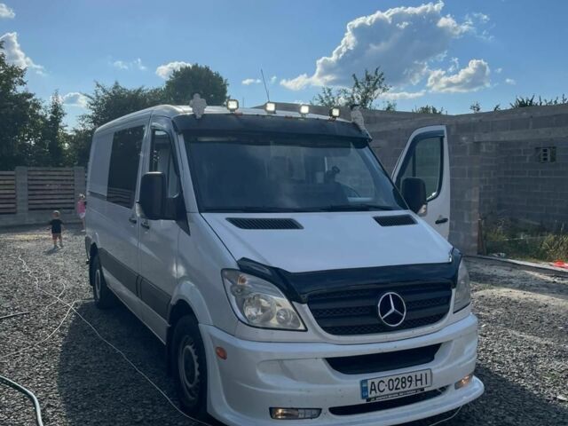 Білий Мерседес Sprinter, об'ємом двигуна 2.1 л та пробігом 500 тис. км за 11300 $, фото 2 на Automoto.ua