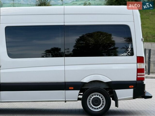 Белый Мерседес Sprinter, объемом двигателя 2.2 л и пробегом 650 тыс. км за 10333 $, фото 20 на Automoto.ua