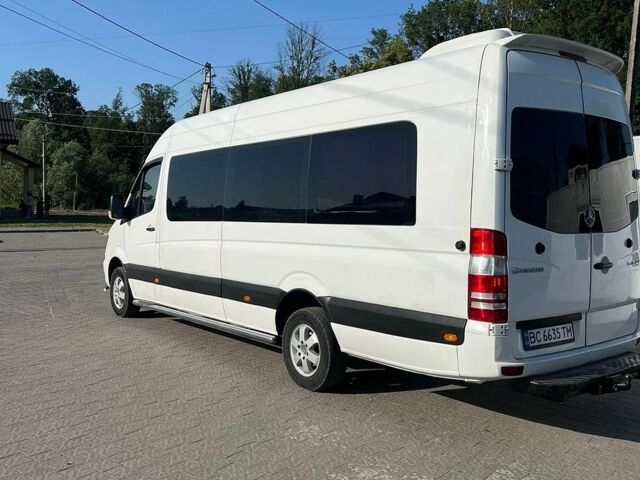 Білий Мерседес Sprinter, об'ємом двигуна 2.99 л та пробігом 460 тис. км за 20000 $, фото 4 на Automoto.ua
