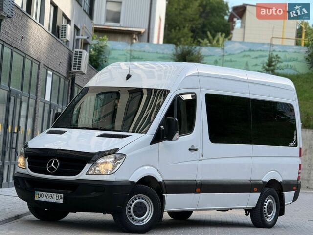 Белый Мерседес Sprinter, объемом двигателя 2.2 л и пробегом 650 тыс. км за 10333 $, фото 1 на Automoto.ua