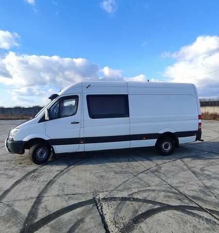 Білий Мерседес Sprinter, об'ємом двигуна 2.15 л та пробігом 500 тис. км за 10500 $, фото 2 на Automoto.ua