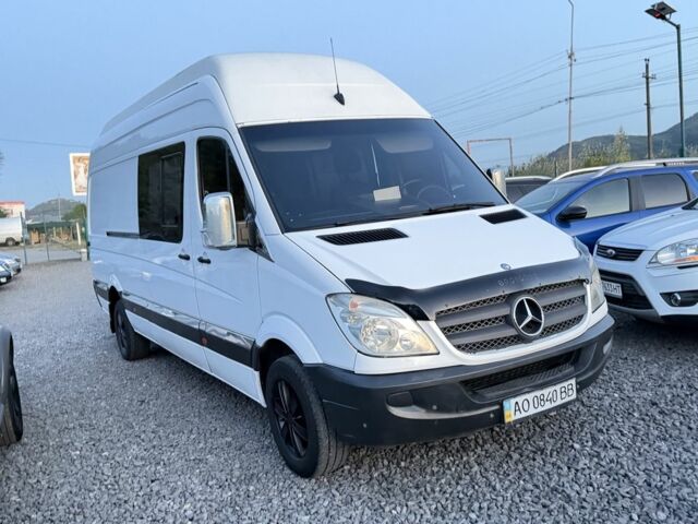 Белый Мерседес Sprinter, объемом двигателя 3 л и пробегом 350 тыс. км за 16940 $, фото 10 на Automoto.ua