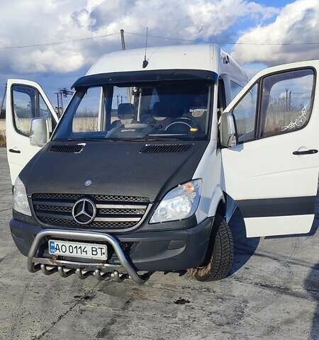Білий Мерседес Sprinter, об'ємом двигуна 2.15 л та пробігом 500 тис. км за 10500 $, фото 9 на Automoto.ua