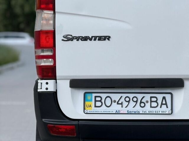 Белый Мерседес Sprinter, объемом двигателя 2.2 л и пробегом 650 тыс. км за 10333 $, фото 13 на Automoto.ua
