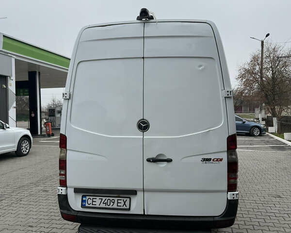 Белый Мерседес Sprinter, объемом двигателя 2.99 л и пробегом 600 тыс. км за 14850 $, фото 5 на Automoto.ua