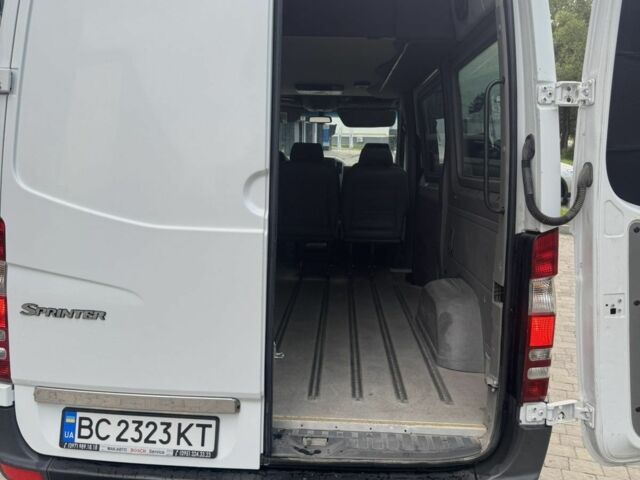 Белый Мерседес Sprinter, объемом двигателя 3 л и пробегом 520 тыс. км за 14990 $, фото 11 на Automoto.ua