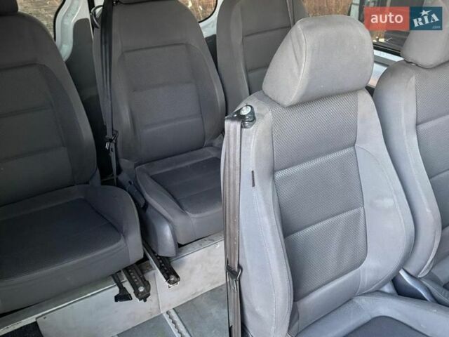 Белый Мерседес Sprinter, объемом двигателя 2.2 л и пробегом 670 тыс. км за 12000 $, фото 8 на Automoto.ua