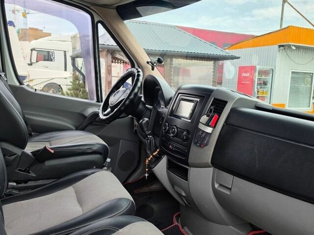 Белый Мерседес Sprinter, объемом двигателя 2.99 л и пробегом 320 тыс. км за 14500 $, фото 28 на Automoto.ua